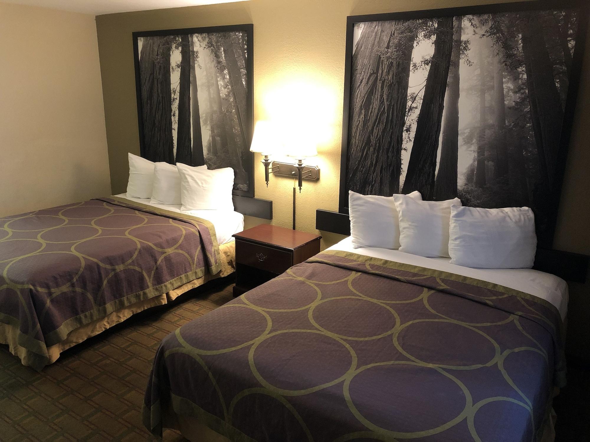 Motel Super 8 By Wyndham Corning Extérieur photo