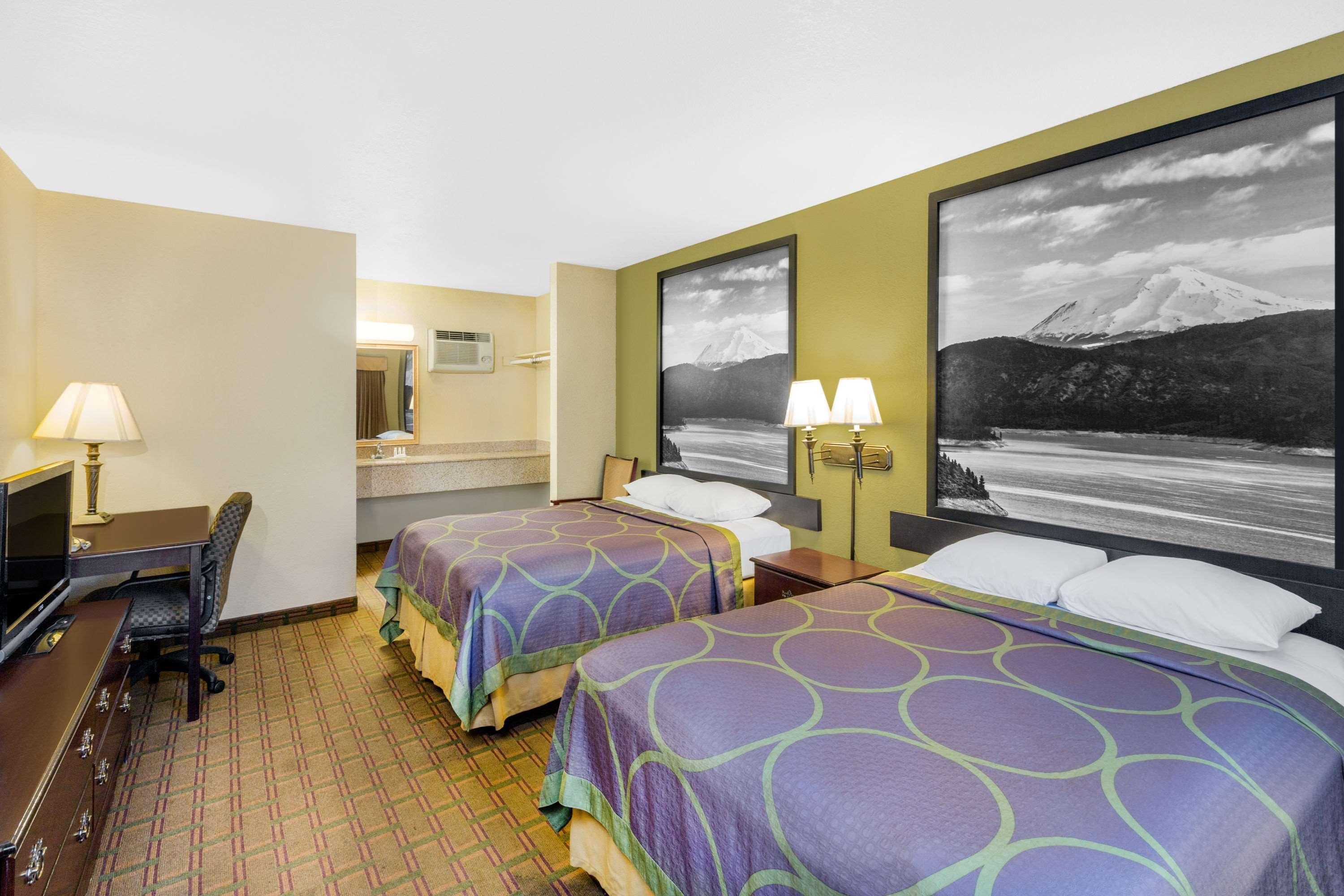 Motel Super 8 By Wyndham Corning Extérieur photo